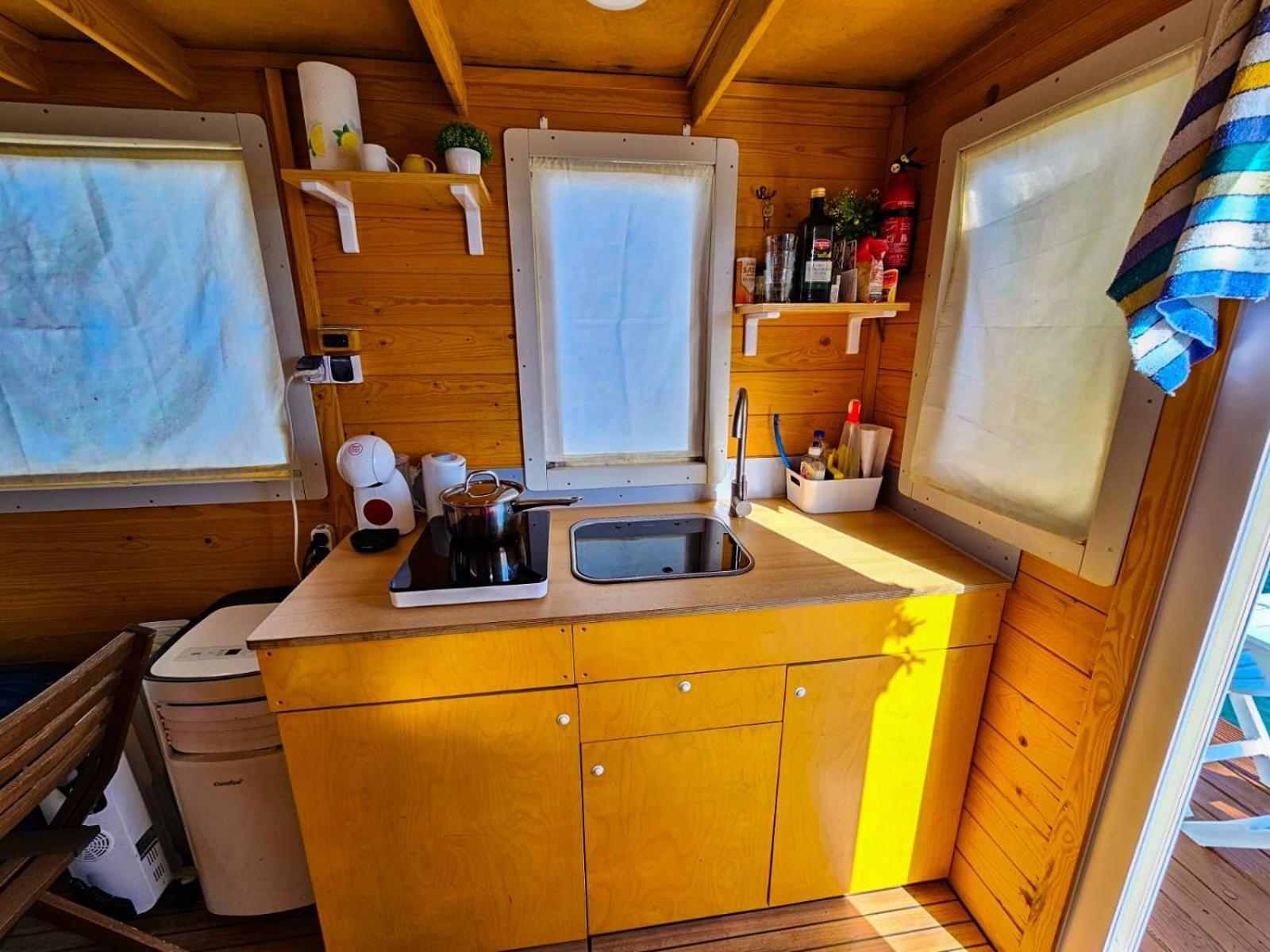 Hotel Houseboat Sardinia Alghero Esterno foto