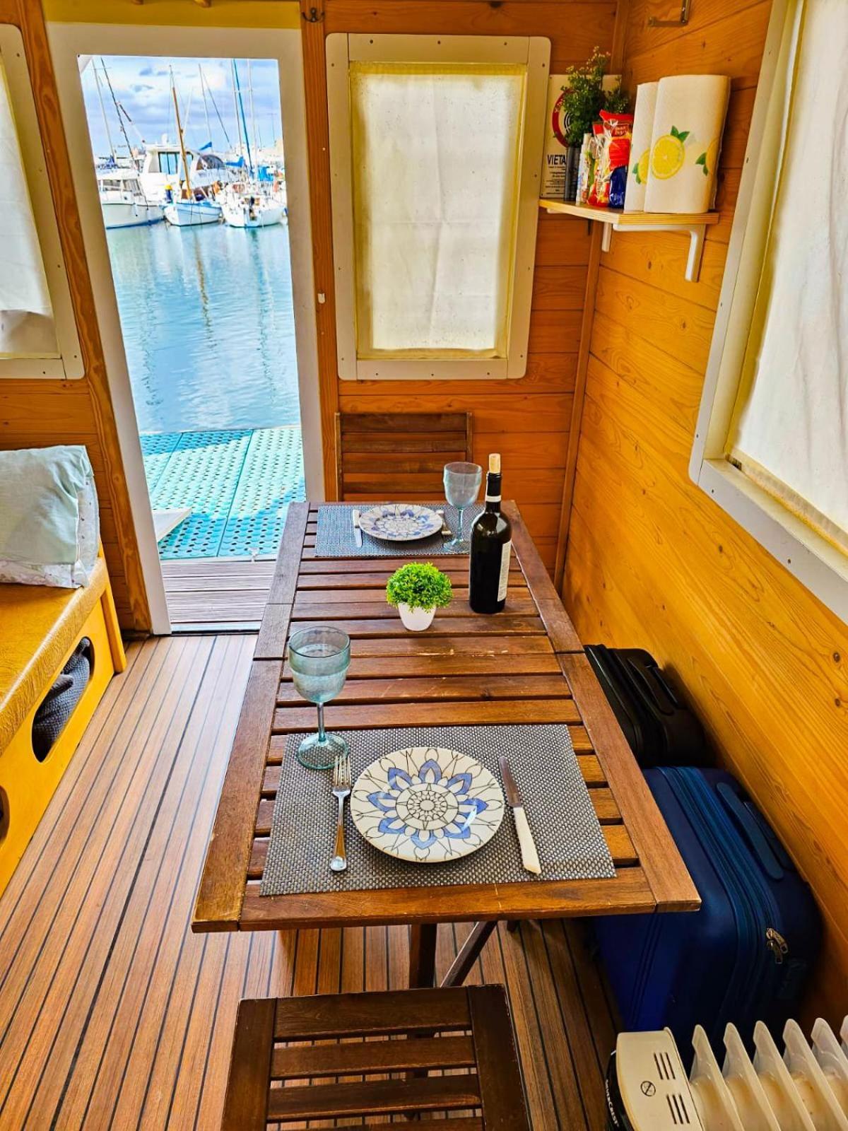 Hotel Houseboat Sardinia Alghero Esterno foto