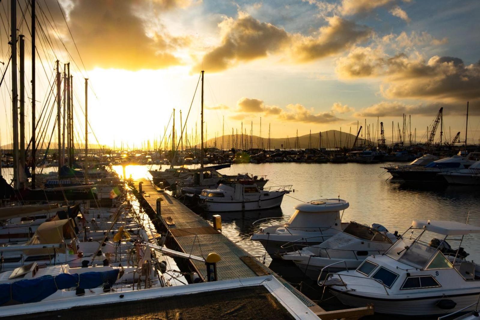 Hotel Houseboat Sardinia Alghero Esterno foto